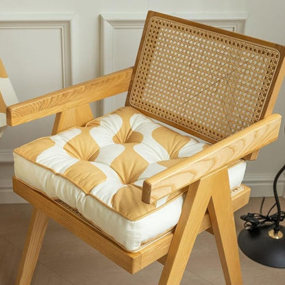 Aesthetic Swirl Pattern Cushion