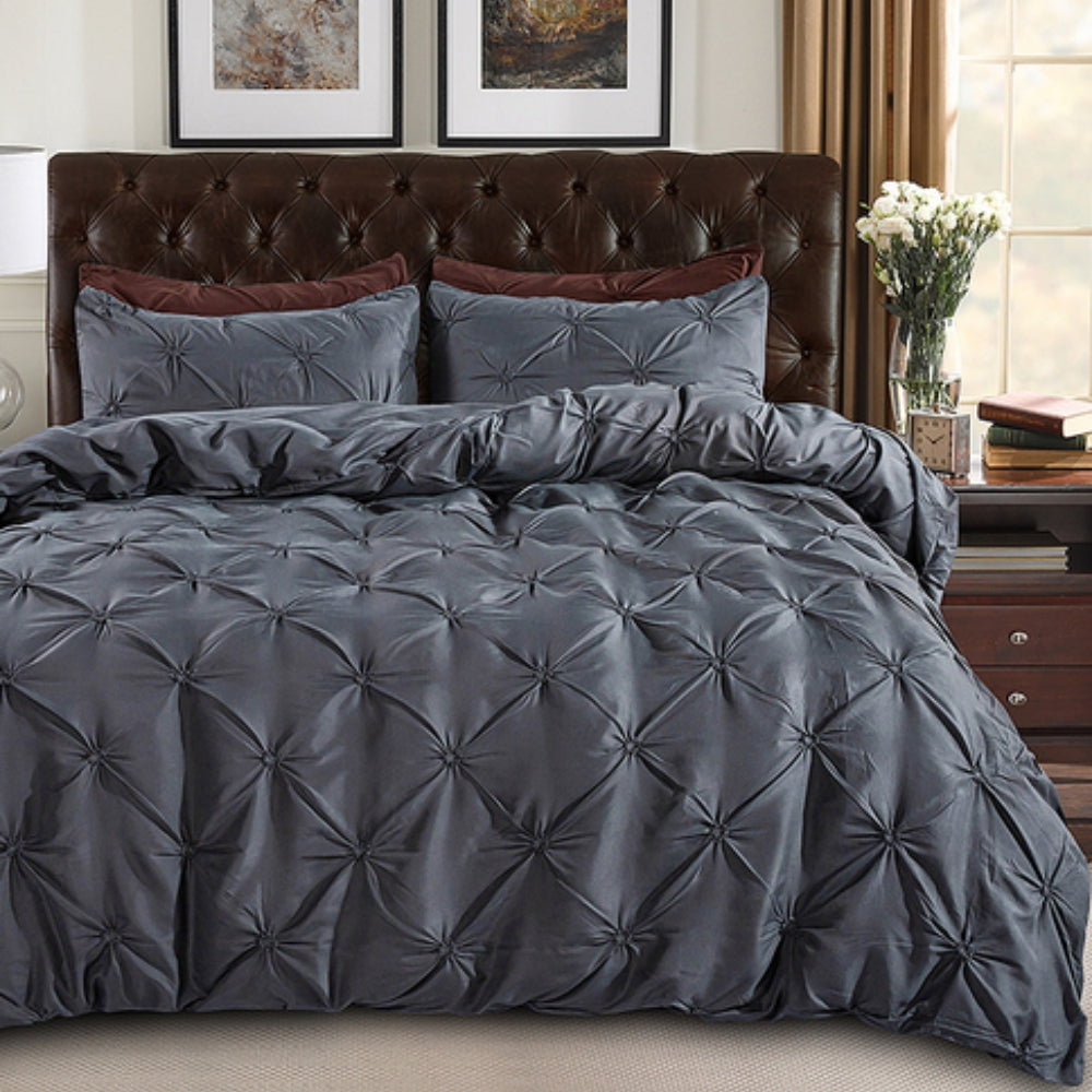 Amore Luxury Pinch Pleat Duvet Cover Set